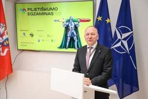  Pilietiškumo mėnesį vainikavo Pilietiškumo egzamino apdovanojimų ceremonija