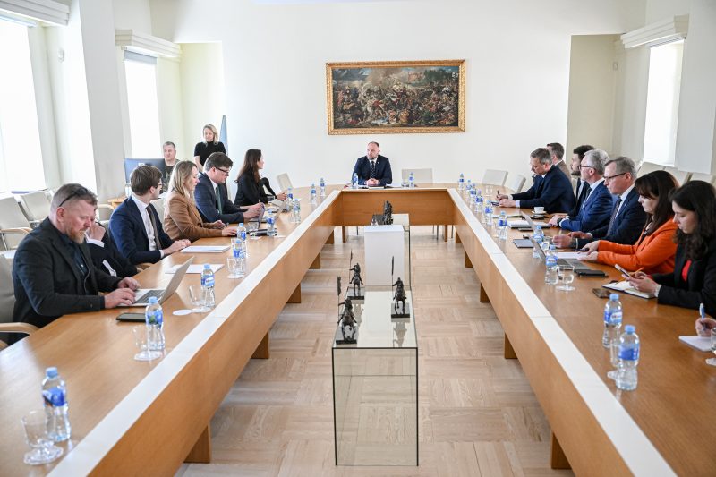 Darbą pradėjo tarpinstitucinė darbo grupė dėl Kapčiamiesčio ir Tauragės poligono