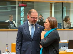  Ministras Robertas Kaunas Briuselyje: nešvaistykime energijos kalboms apie Europos kariuomenę