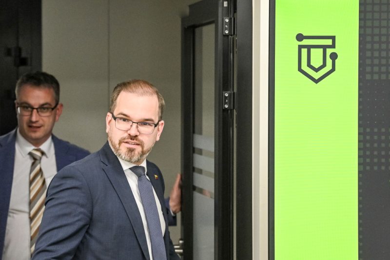 Krašto apsaugos ministras: NKSC dar 2022 m. nustatė trūkumus VRM sistemose, imamės veiksmų