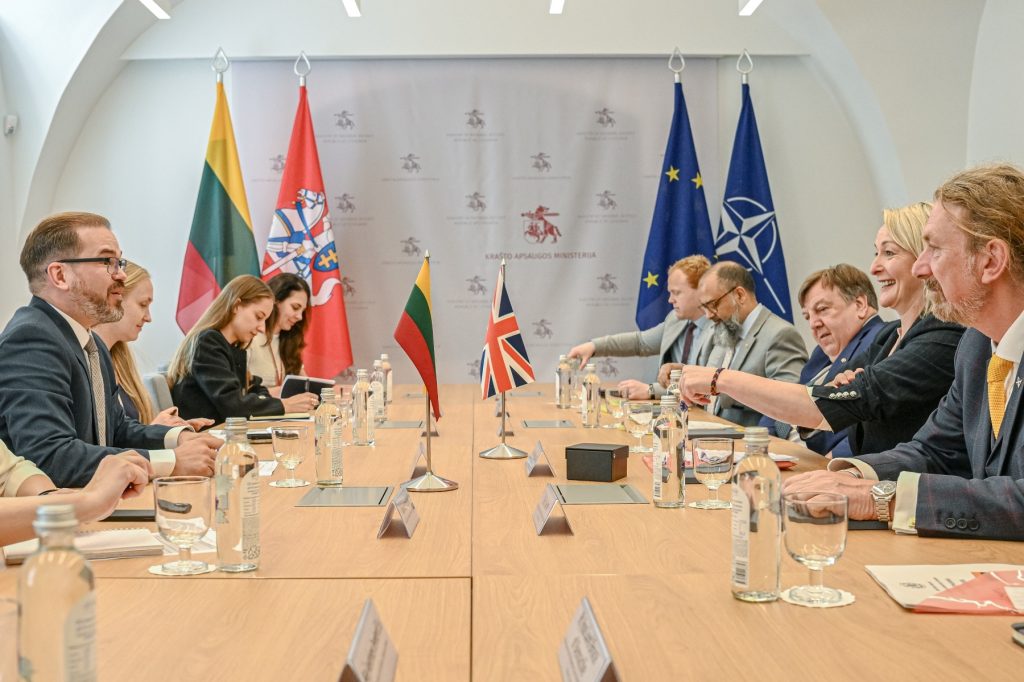 R. Kaunas emphasized the need to retain the economic and political pressure on russia to UK MP on a visit in Lithuania   