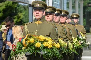  Ministras R. Kaunas dalyvavo Medininkų žudynių aukų atminimo pagerbimo ceremonijoje
