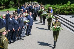  Ministras R. Kaunas dalyvavo Medininkų žudynių aukų atminimo pagerbimo ceremonijoje