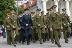  Lietuvos karininkų gretas papildė 58 Lietuvos karo akademijos absolventai