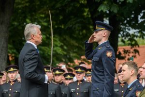  Lietuvos karininkų gretas papildė 58 Lietuvos karo akademijos absolventai