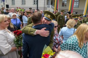  Lietuvos karininkų gretas papildė 58 Lietuvos karo akademijos absolventai