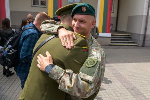  Lietuvos karininkų gretas papildė 58 Lietuvos karo akademijos absolventai