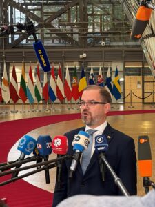  EU Minister of defence have agreed to push forward the EU assistance initiatives for Ukraine, says R. Kaunas