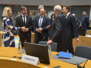  EU Minister of defence have agreed to push forward the EU assistance initiatives for Ukraine, says R. Kaunas