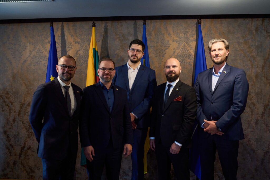 Ministras R. Kaunas: perkeliame Ukrainos dronų gamybos technologijas į Lietuvą